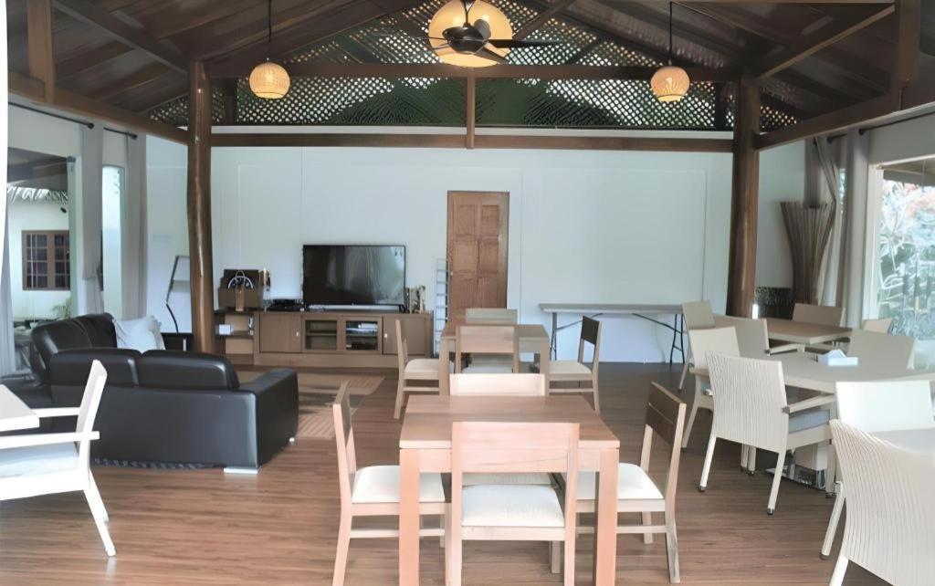 Bidaisari Resort Бентонг Екстериор снимка